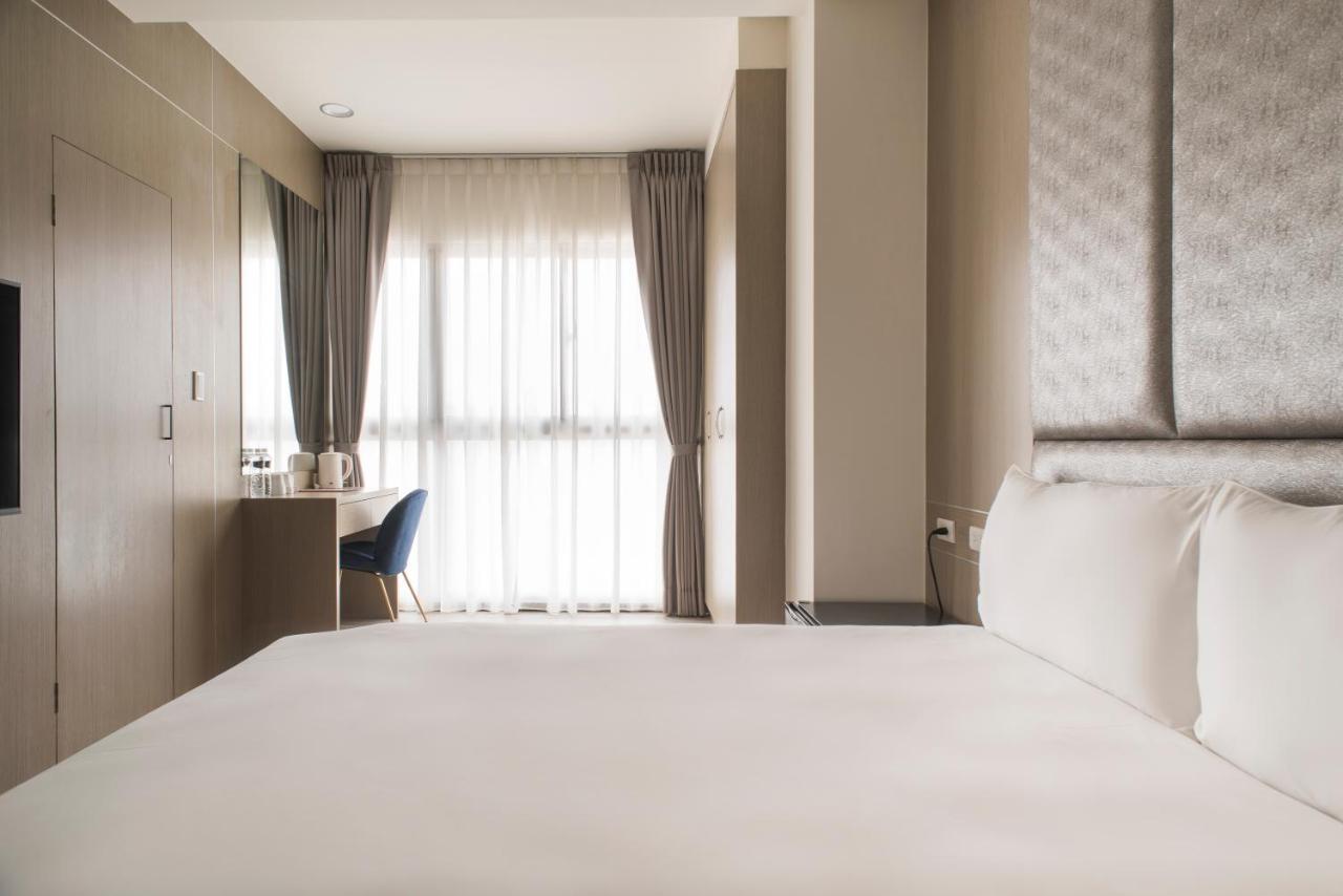 Whoops Hotel Tajcshung Kültér fotó