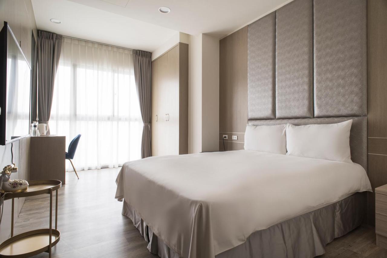 Whoops Hotel Tajcshung Kültér fotó