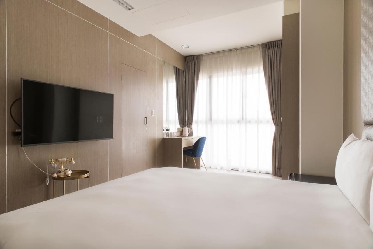 Whoops Hotel Tajcshung Kültér fotó