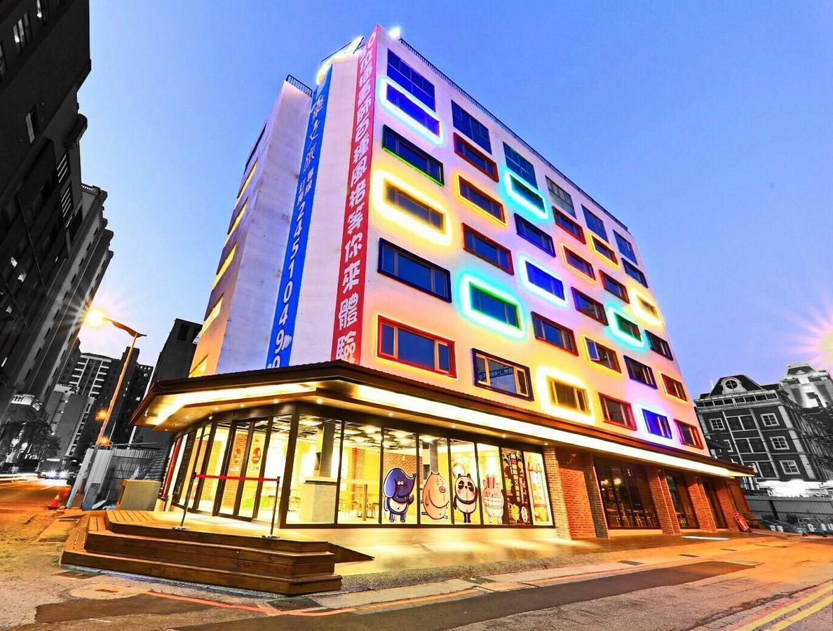 Whoops Hotel Tajcshung Kültér fotó